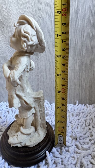 Figurka Giuseppe Armani