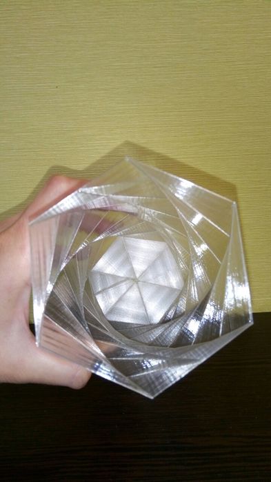 Замечательная ваза на 3Д принтере