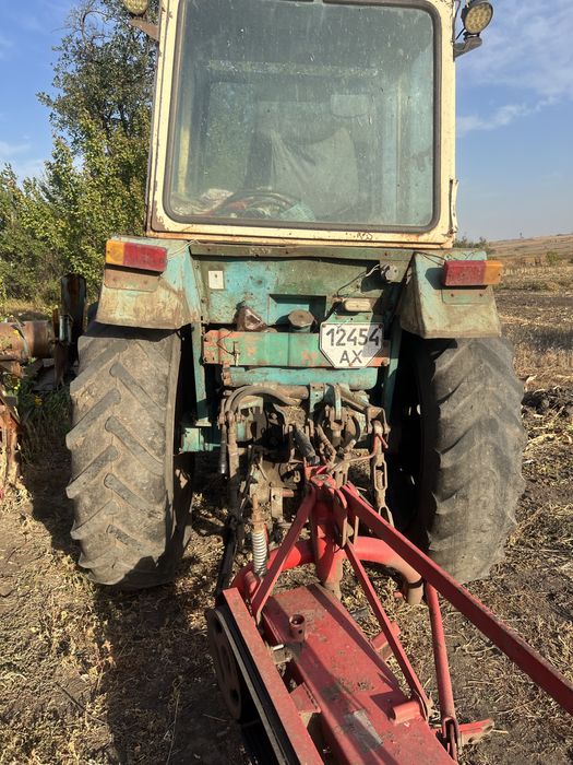 Продам трактор юмз