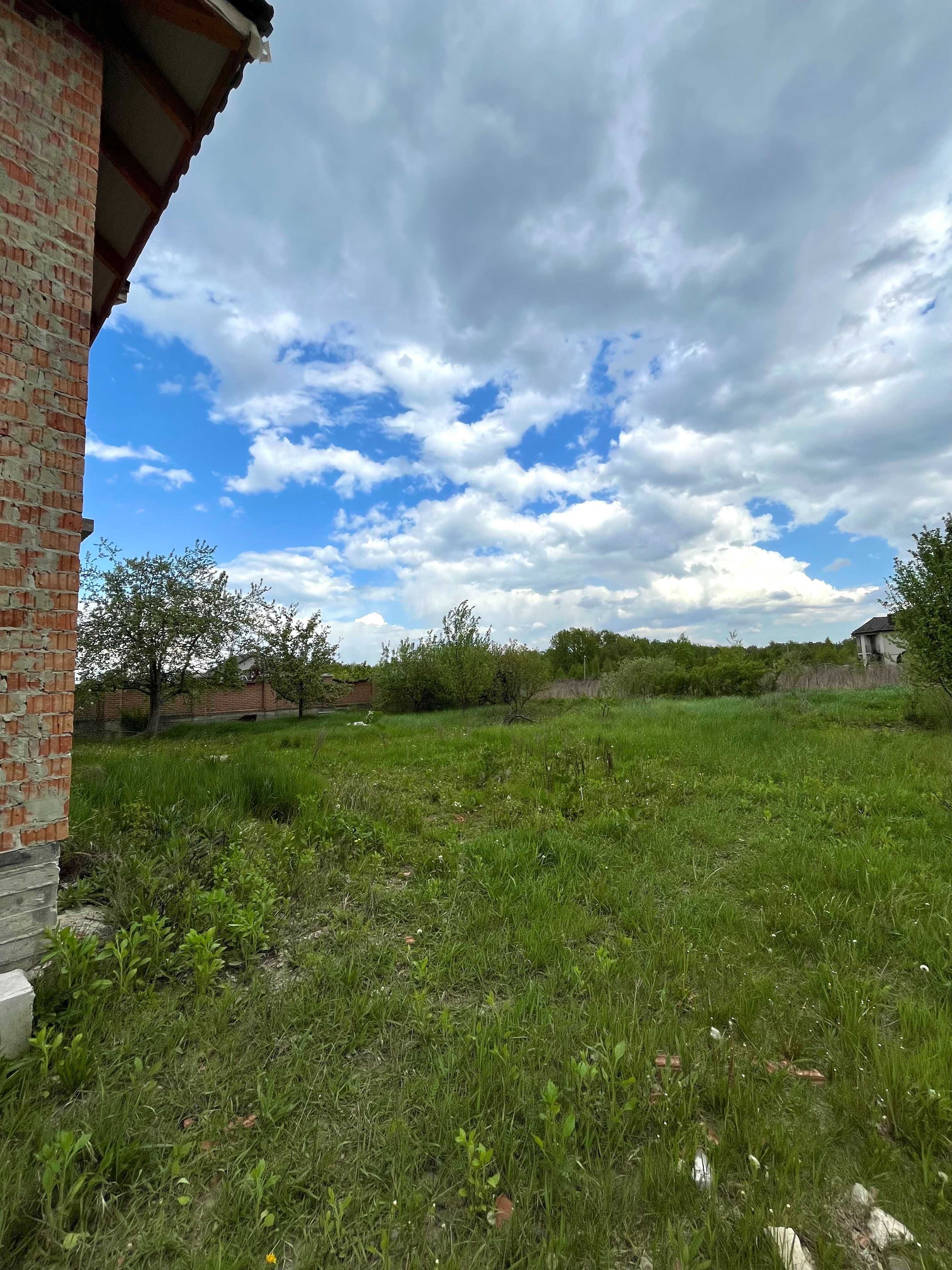 Продається будинок в с.Драгомирчани. Ділянка. Свердловина. Тераса