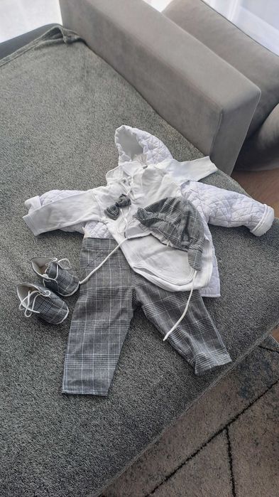Ubranko na Chrzest dla chłopca r. 80