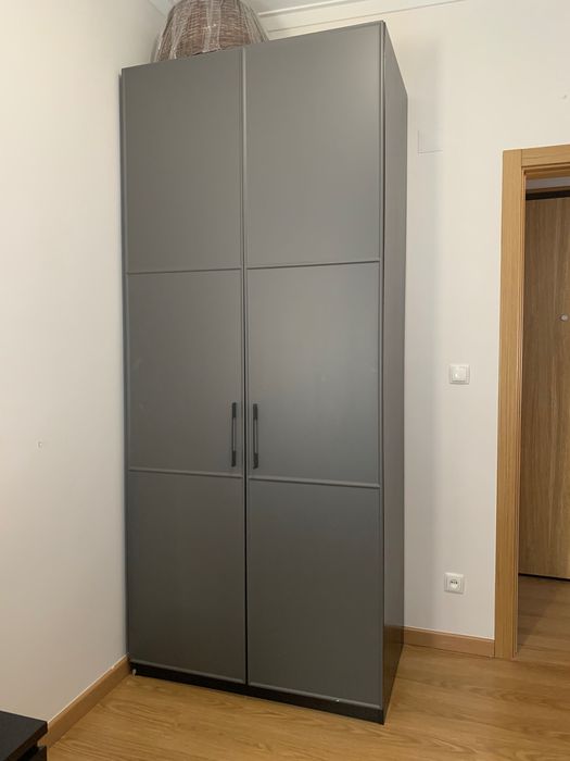 Roupeiro Ikea MERÅKER