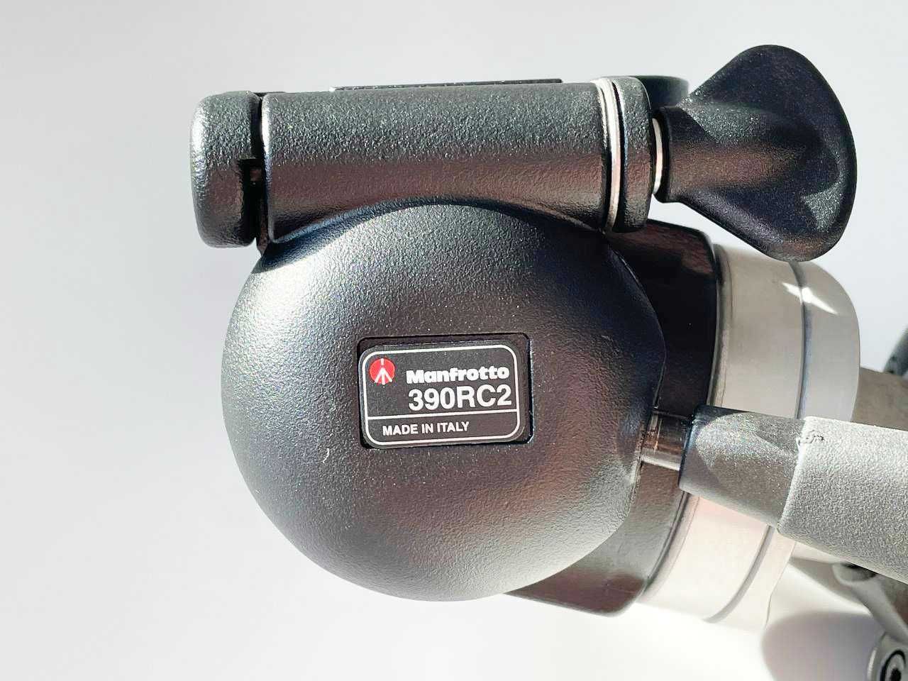 Штатив Manfrotto 190XDB 3-Section Tripod w/ 390RC2 Pan/Tilt Head