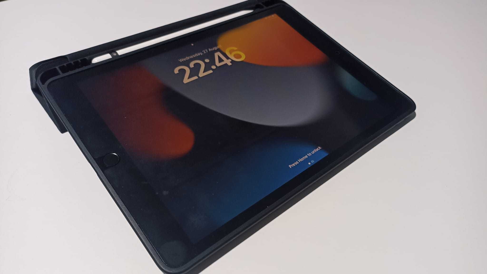 iPad (2021) 9 Geração, 94gb com capa e Apple Pencil