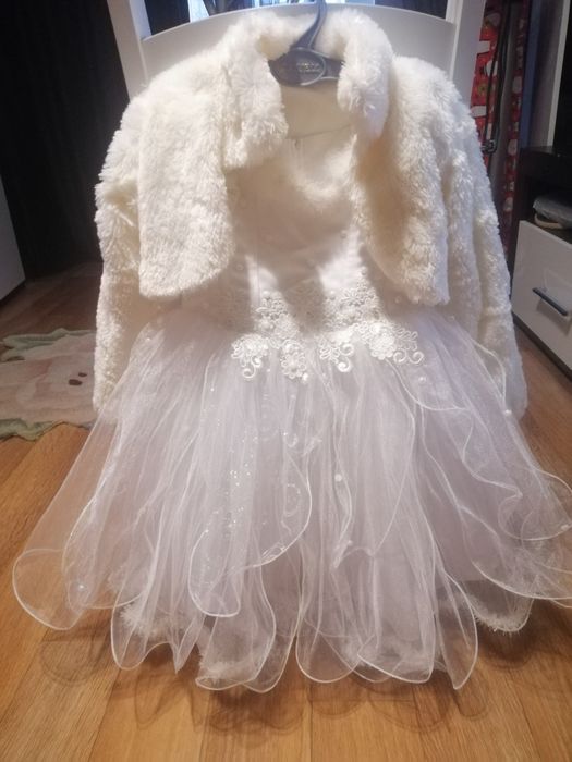 Святкова сукня на дівчинку 3-7 років