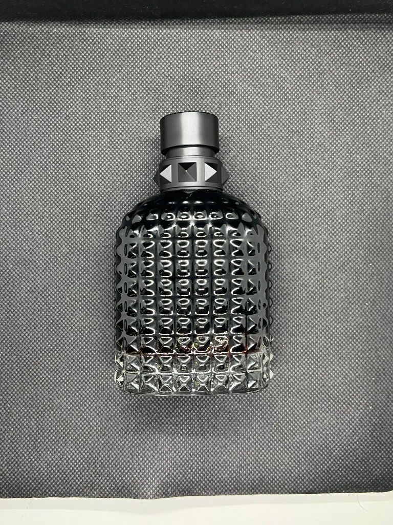 Perfume Valentino Born in roma intense