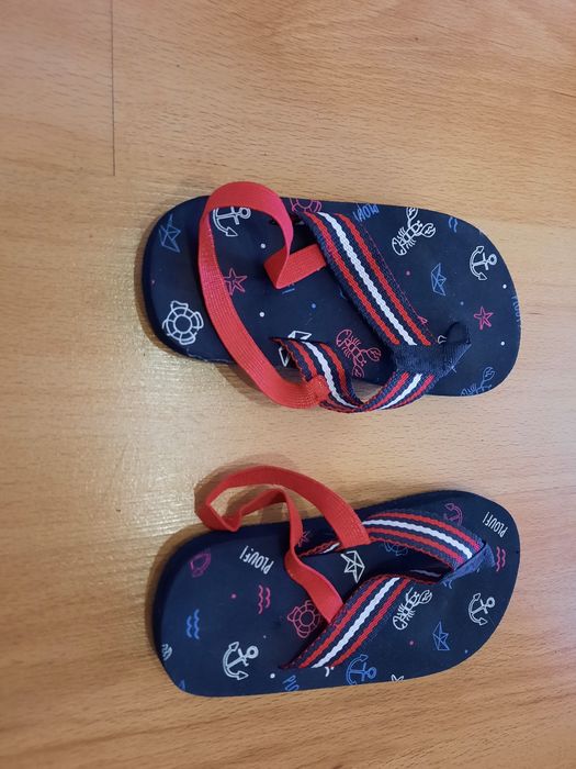 Chinelos de crianca n 26