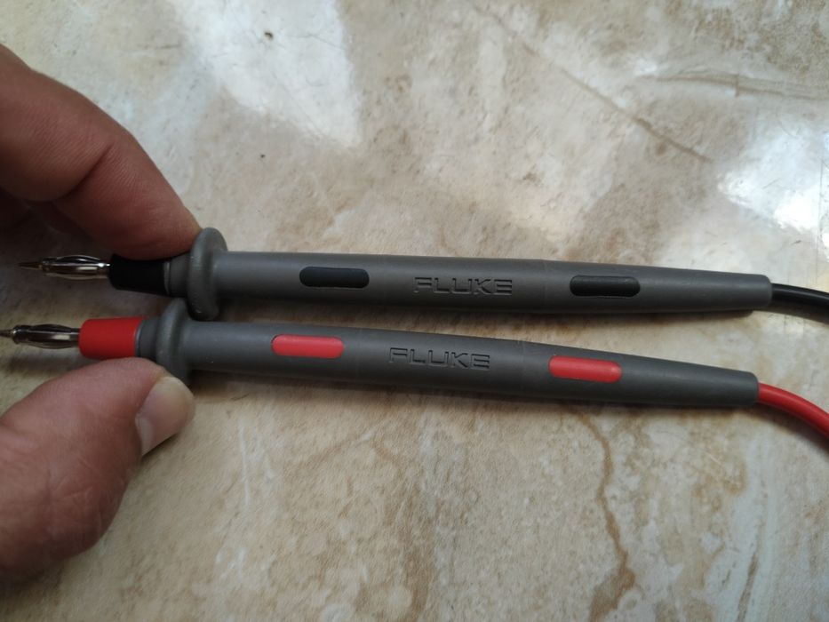 Fluke 867B multímetro gráfico