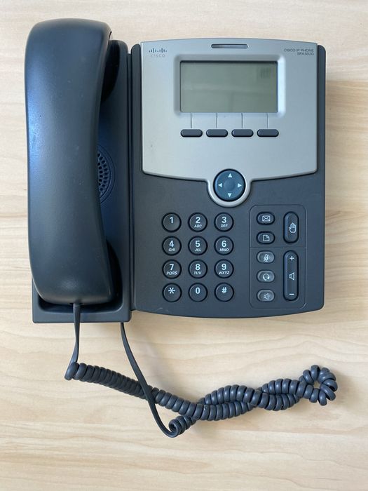 Продам IP-телефон Cisco SPA502G