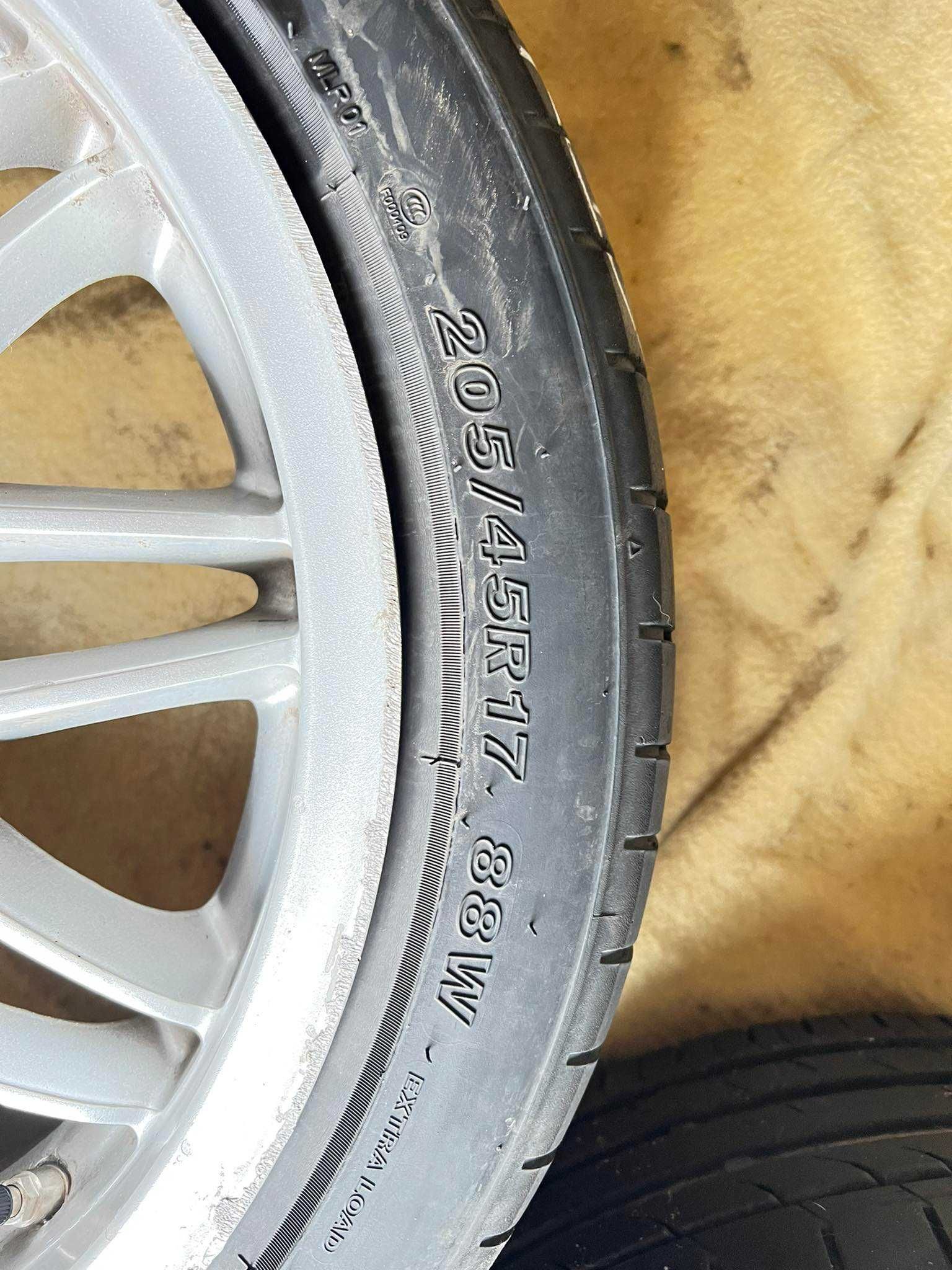 Komplet Alufelgi + opony 205/45 R17