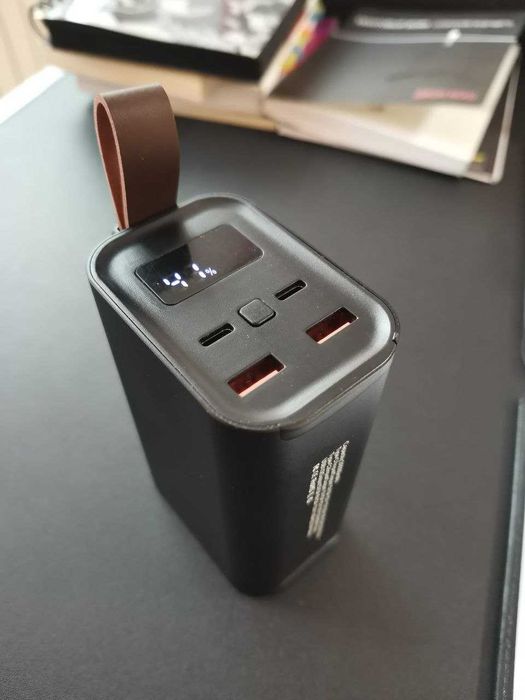 PowerBank для ноутбука, лептопа, планшета 100Вт, 30000 мАг