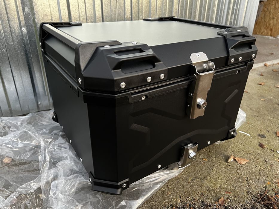Kufer aluminiowy 55L motocyklowy z plytą i mocowaniem szczelny