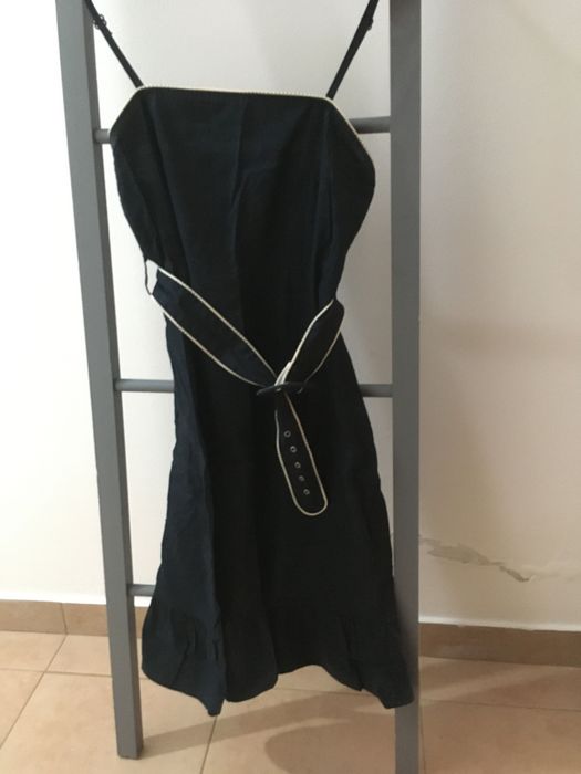 Várias peças de vestuário