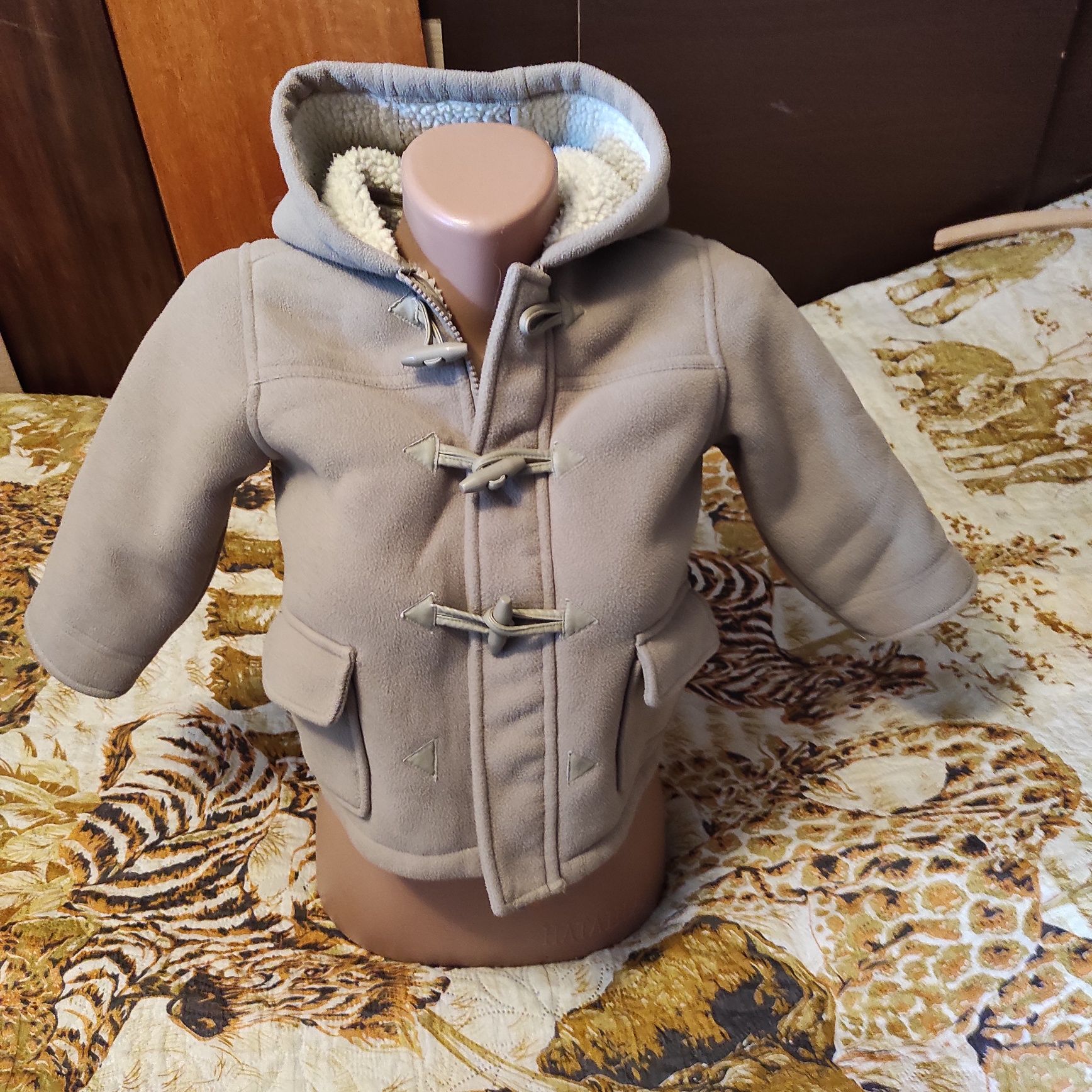 Детская теплая курточка на овчине на 2 года