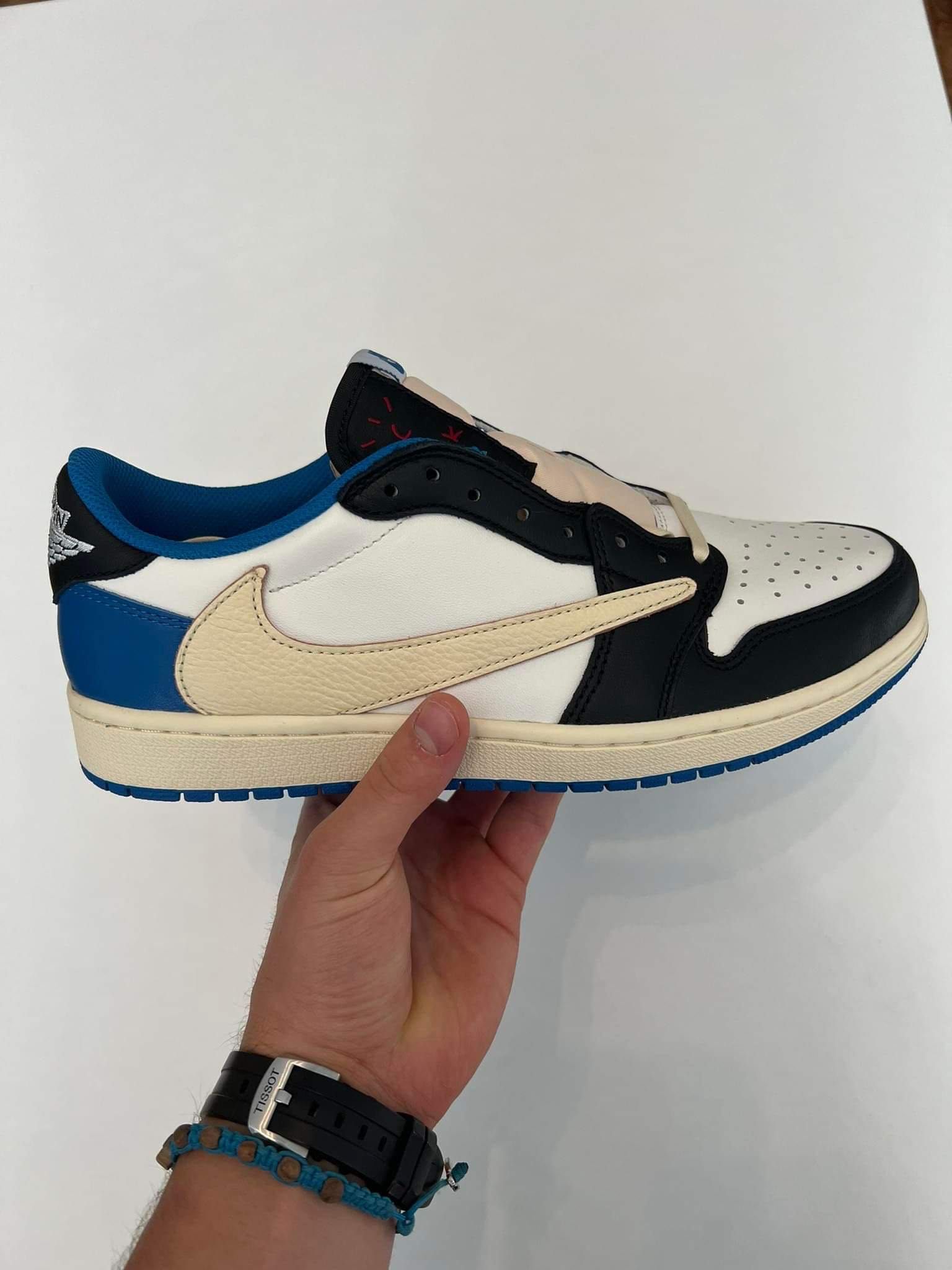 Nike Air Jordan 1 low Travis Scott x fragment