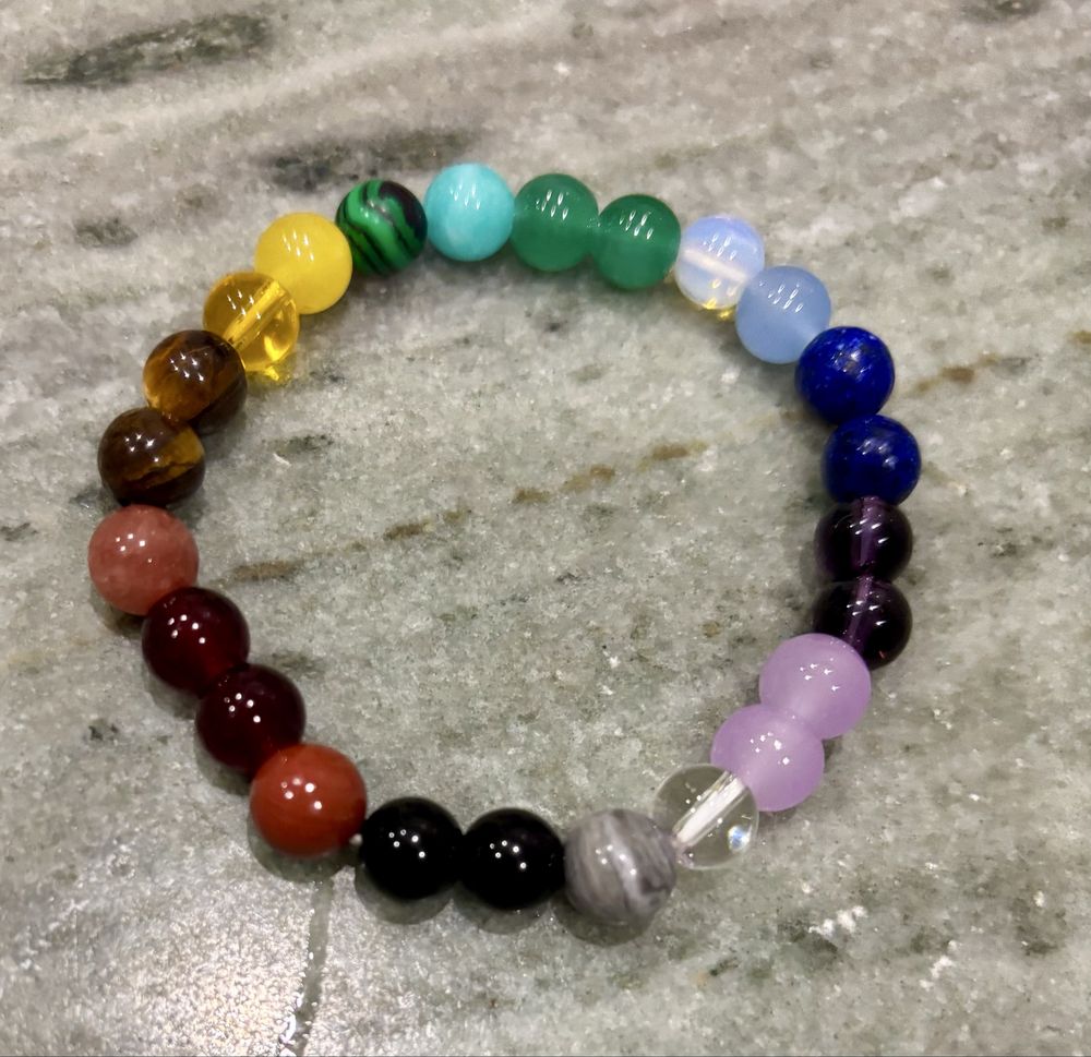 Pulseira pedras variadas. Nova