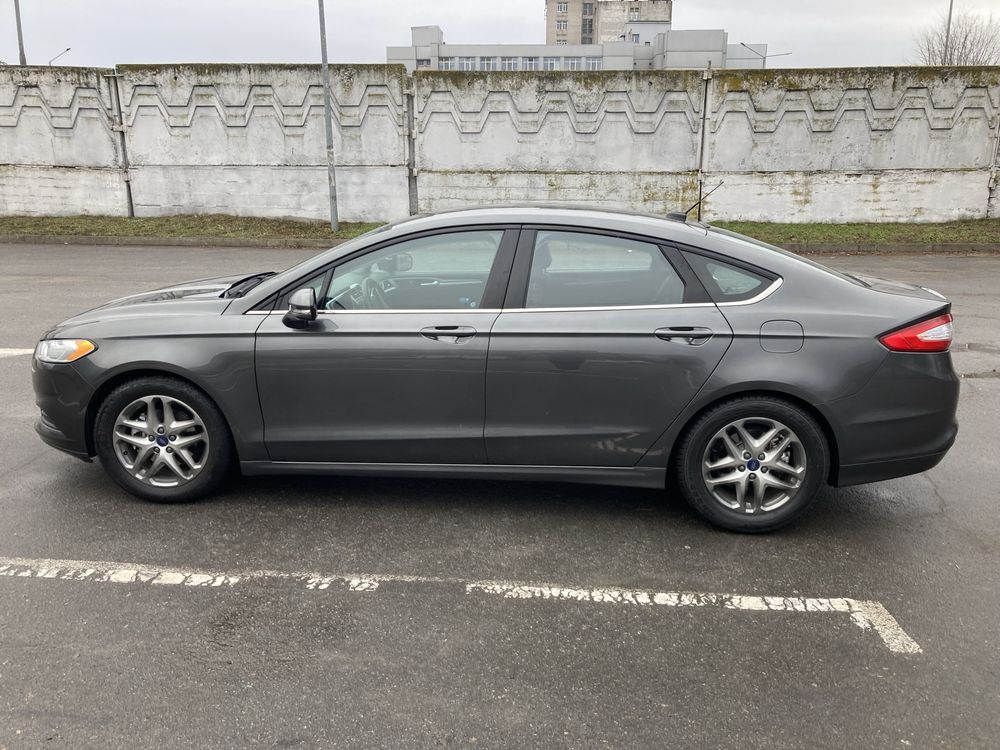 Ford Fusion se 2015