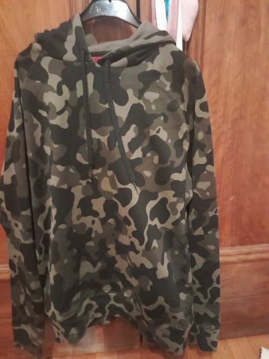 Hugo Boss,  novo sem etiqueta