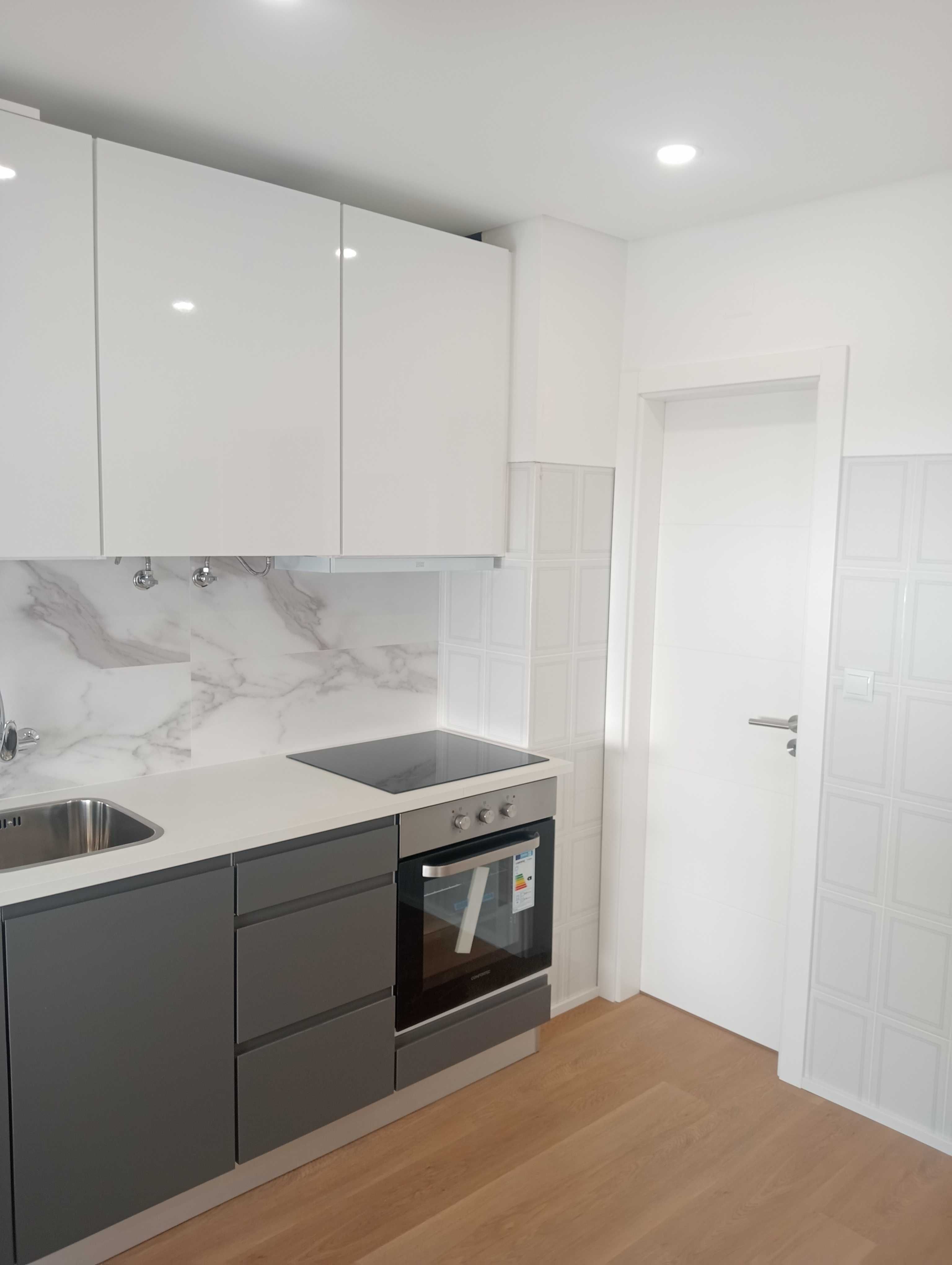 Apartamento T3 remodelado