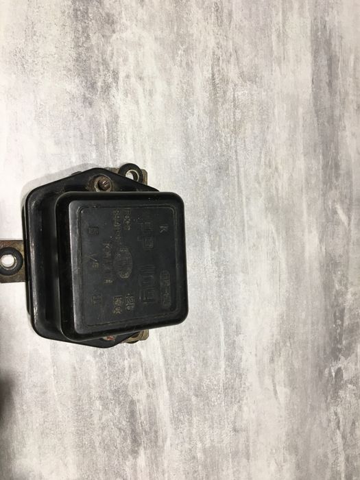 Реле-регулятор РР 109