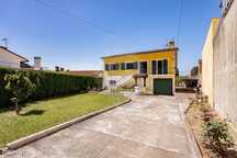 Moradia T4 para venda
