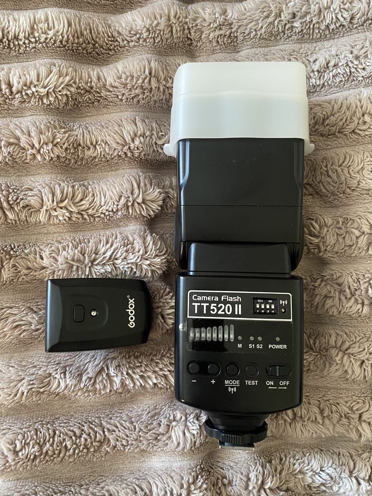 Спалах Godox TT520 ll весь комплект