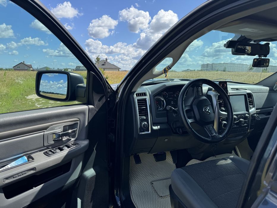RAM 1500 Big Horm 2016 5.7 HEMI AWD