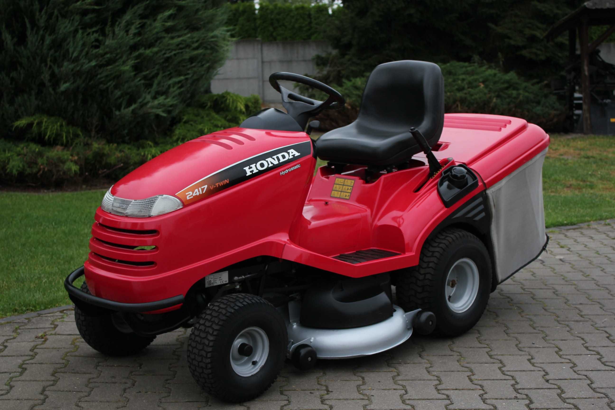 Honda 2417 V2  TRAKTOREK Kosiarka