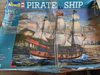 DUŻY Statek piracki Pirate ship Revell 05605 skala 1/72