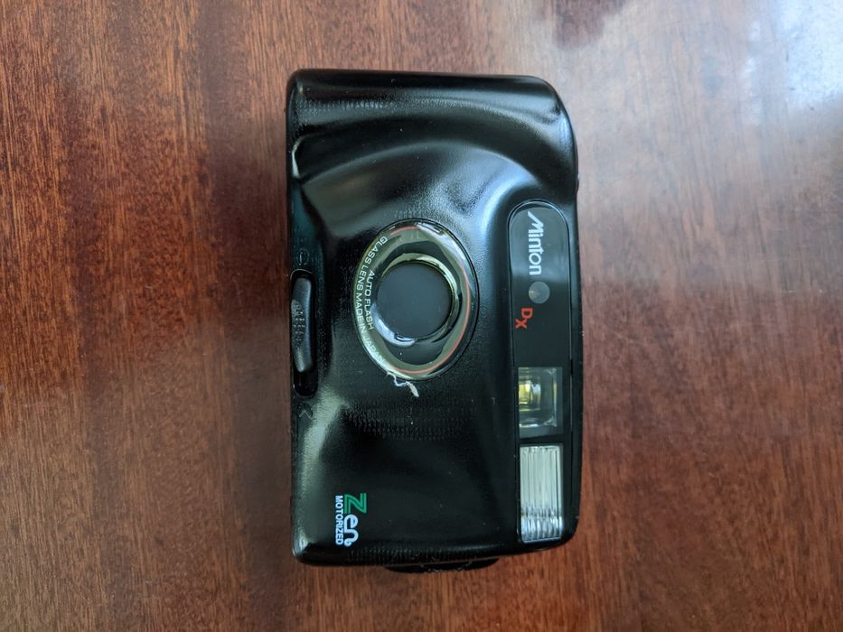 Фотоапарат Minton плівковий