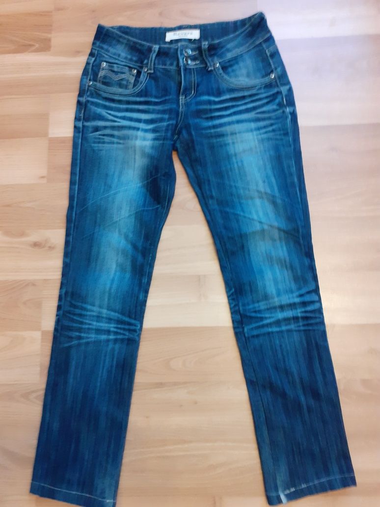 Spodnie jeansowe damskie rozmiar s 36.