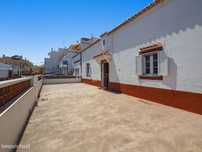 Carvoeiro - Encantadora moradia térrea com 3 quartos no centro de Carv