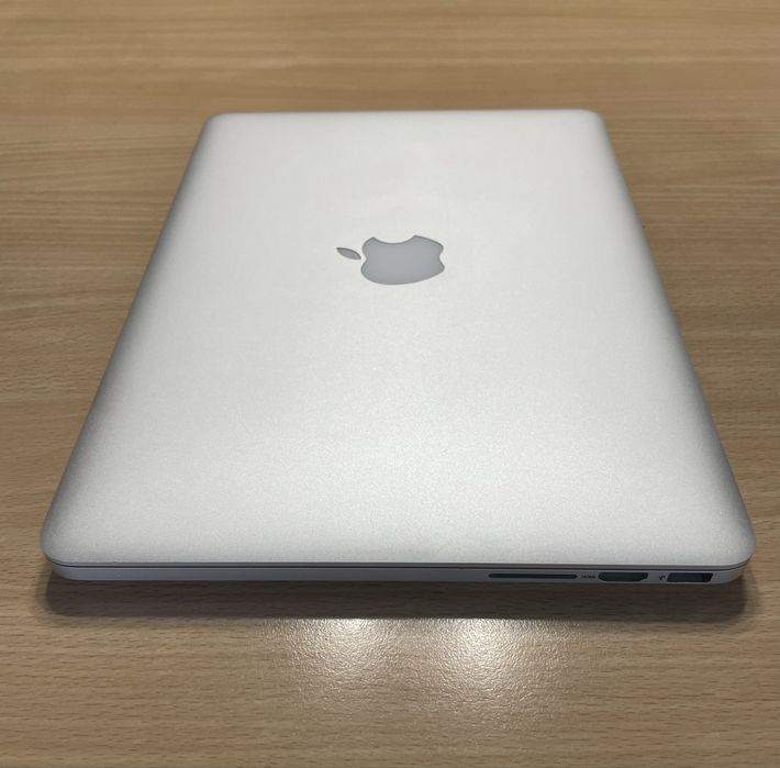 Macbook Pro 13” 2015 i5 8gb Ssd128gb GARANTIA