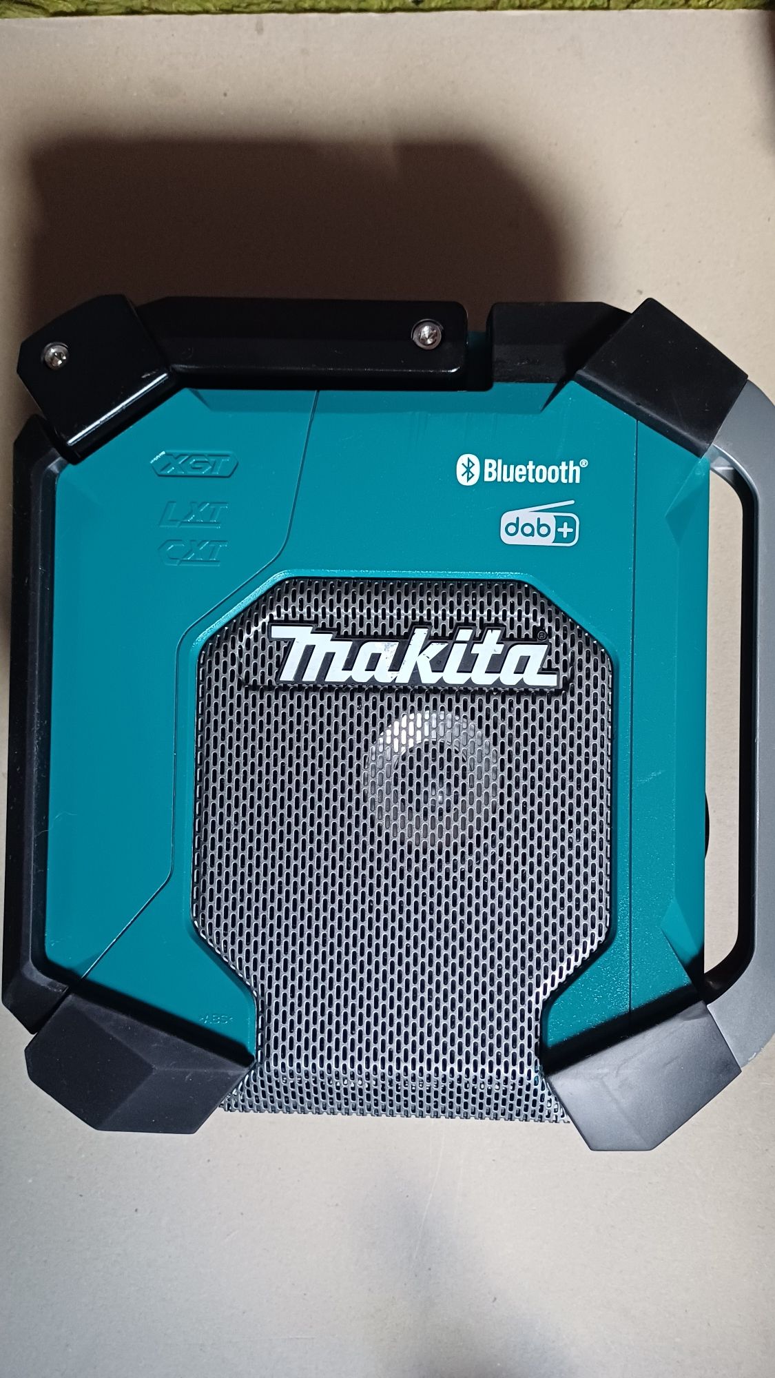 Makita MR 007G radio