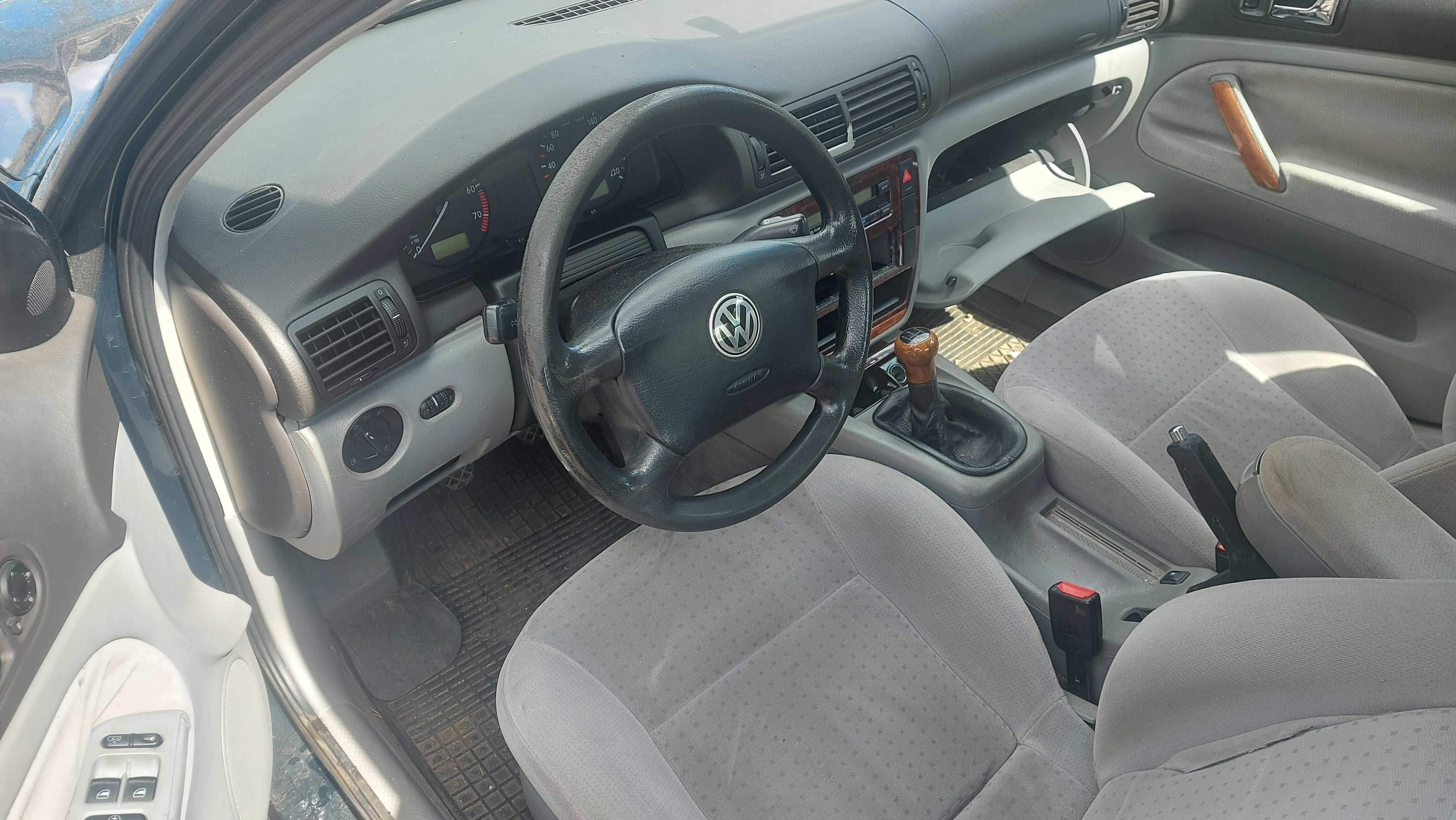 VW Passat B5 LS6N maska przednia FV części/transport/dostawa