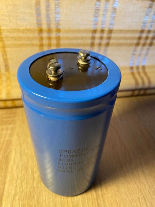 Конденсатор електролітичний 100000мкФ Made in USA