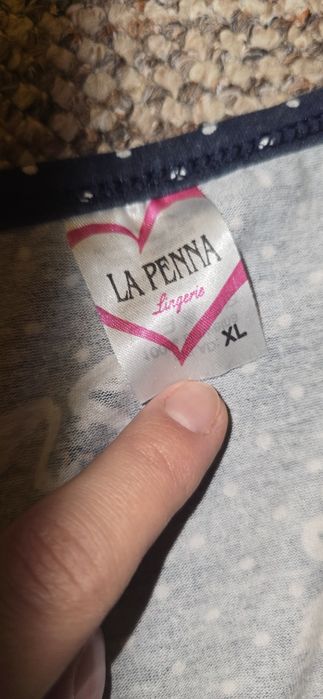 Koszula nocna do karmienia.