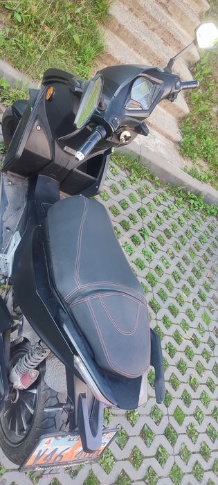 Електроскутер Aima Aerox