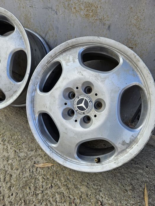 Продам Диски 17 Диаметр с Мерседеса Е класс