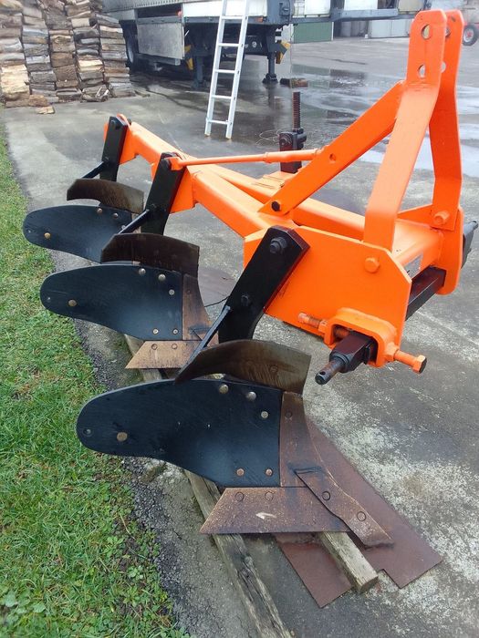 Плуги як в новому стані