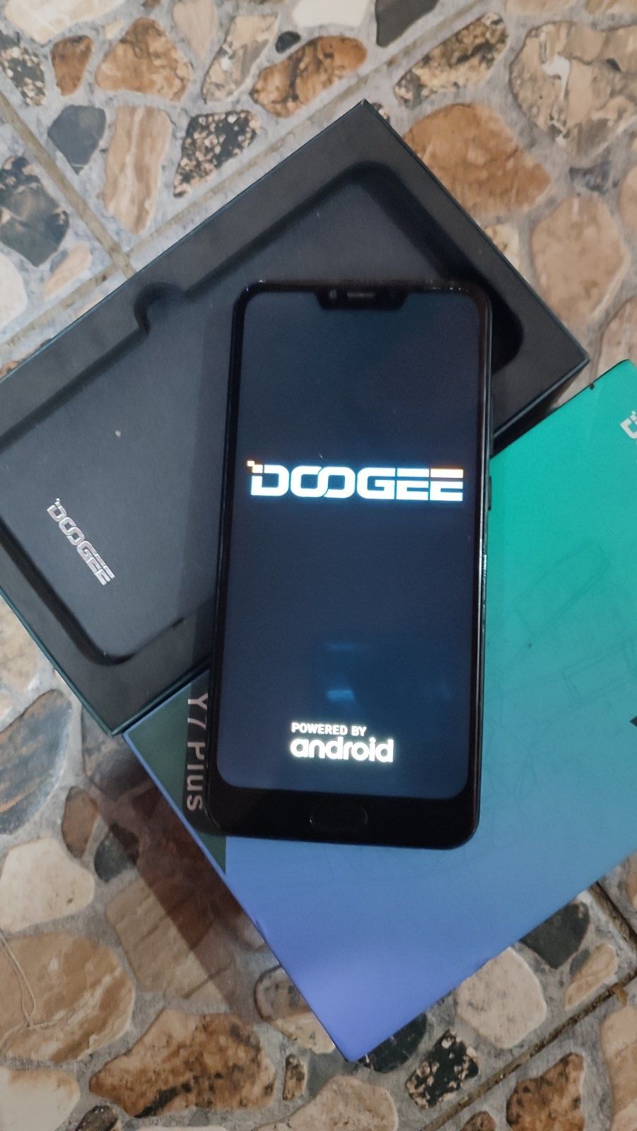 Смартфон DOOGEE Y7 Plus 6/64GB Black.