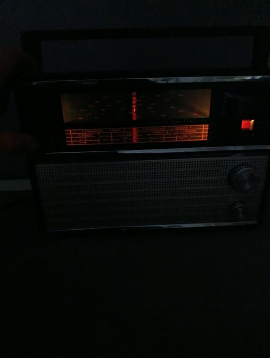 Radioodbiornik VEF 202.