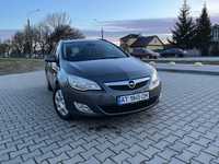 Opel Astra J 1.7CDTI 2011p.