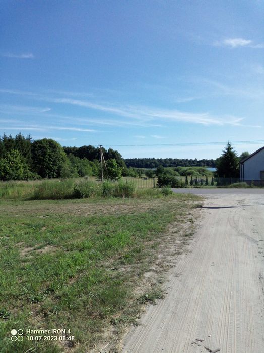 Nowy budynek nad jeziorem Szkotowskim