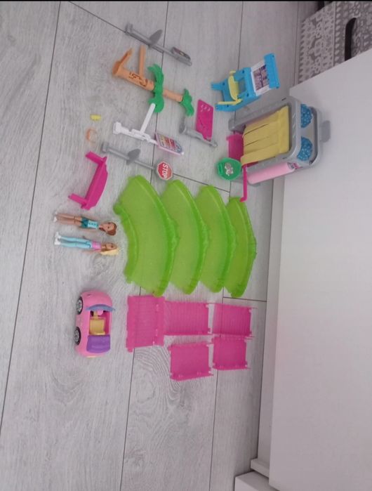 Barbie on the go myjnia samochodowa