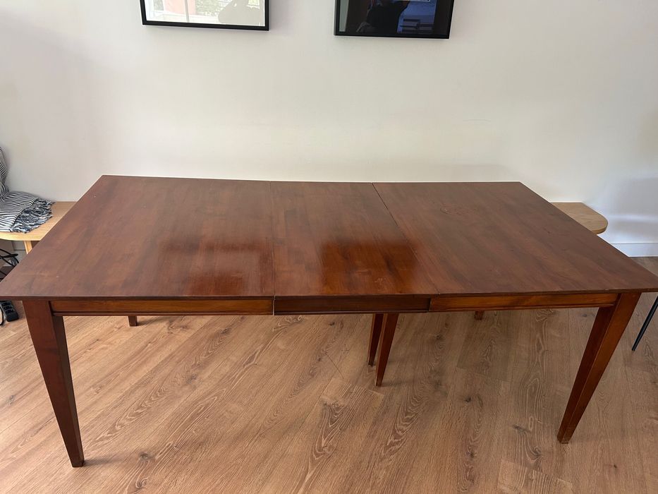 Mesa em cerejeira extensível até 3 metros