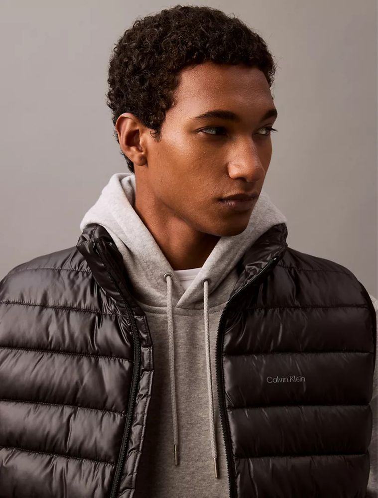 Жилетка Calvin Klein Tech Puffer Vest оригінал