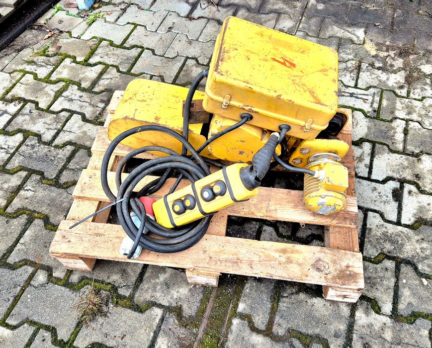 Wciągnik wciągarka wyciagarka elektryczna 350 kg Balkancarpodem pilot