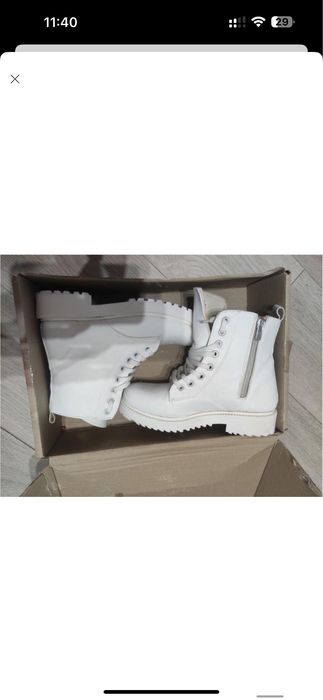 Черевички ботинки чоботи білі черевики