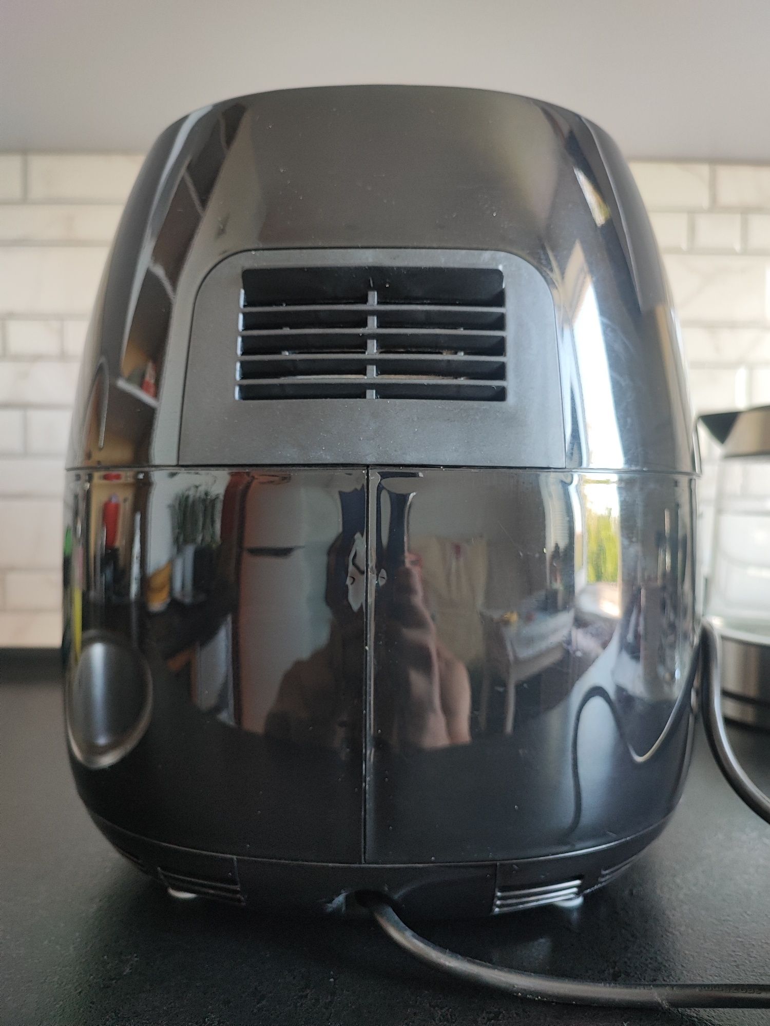 Продам аерофритюрницю hot air fryer 1650